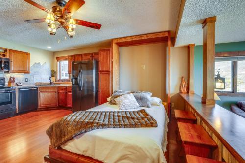 Ski-In and Ski-Out Granby Ranch Condo with Balcony! - image 7
