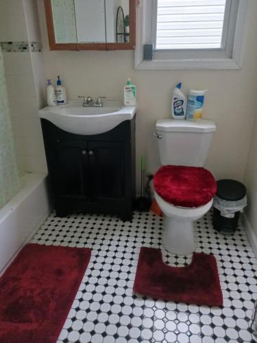 Fada Guest House 281 Ridgewood Ave Newark, New Jersey near EWR Airport in Newark, USA