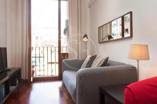 Tranquilo y luminoso apartamento en el Eixample, Barcelona