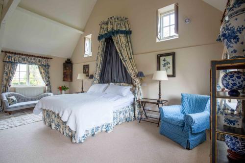 Weir House - image 5