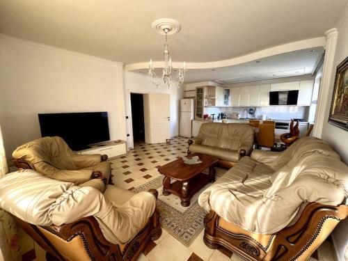 Two-Bedroom Apartment - Oceanfront  image 10
