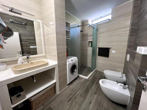 Two-Bedroom Apartment - Oceanfront  image 2