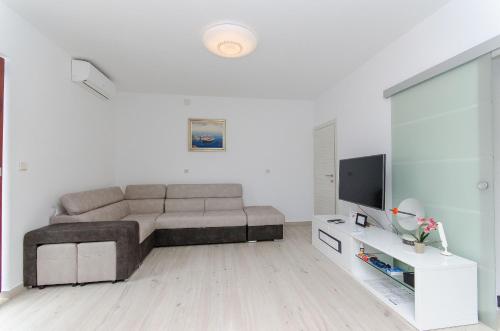 Apartment Ana with private pool Apartment Ana with private pool