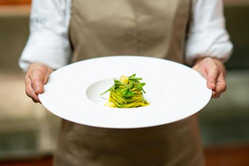 Floren Luxury Hotel - image 13