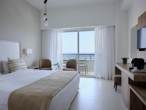 Atlantica Sea Breeze - image 8