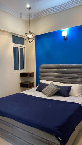 Modern 2BDR Seaview DHA Phase6 - image 10