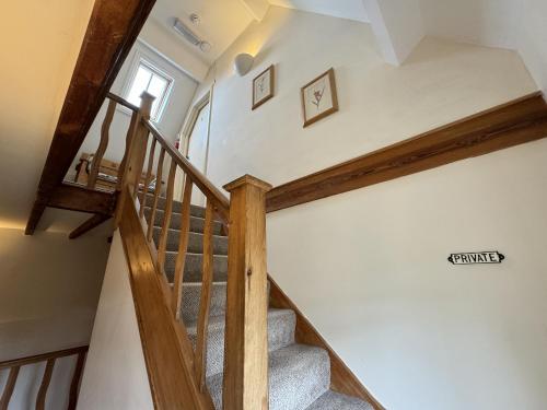 Guiting Guest House - image 3