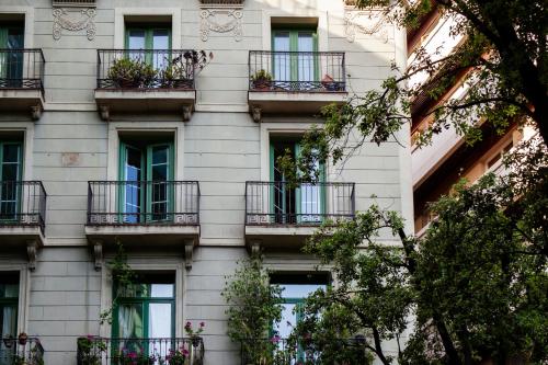 Ramblas Apartments - image 8