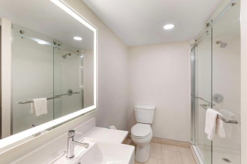 Best Western Plus Atlanta Airport East - image 2