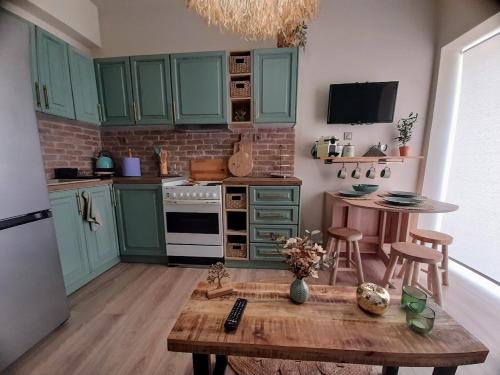 편의 시설/서비스, SeaView Backyard in 파랄리아 톨로포노스