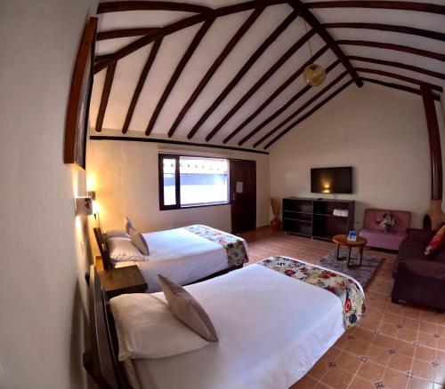 Basic Triple Room image 4
