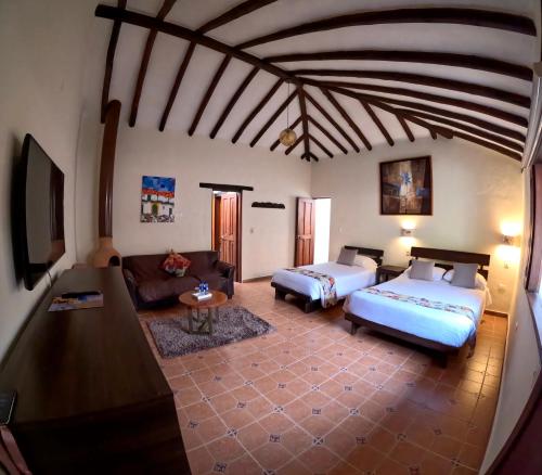 Basic Triple Room image 3