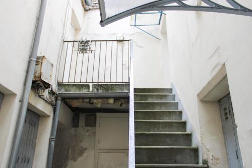 Cosy apartment close to Montmartre - image 3