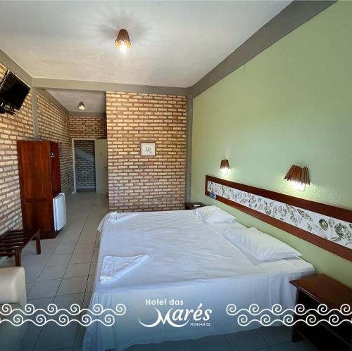 1 queen bed, 2 double beds