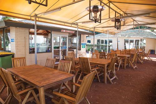 المرافق, فندق كريستال بروك توريست بارك (Crystal Brook Tourist Park Hotel) in Doncaster