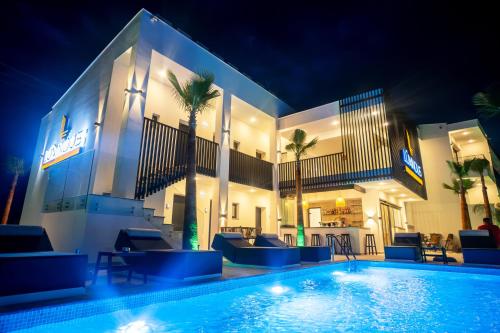 Luminous luxury living 2