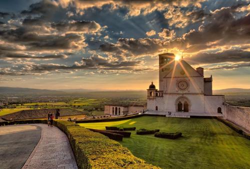 Hotel Posta Panoramic Assisi - image 10