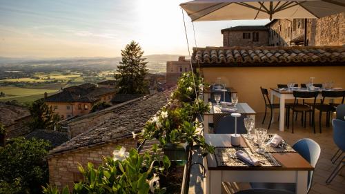 Hotel Posta Panoramic Assisi - image 5