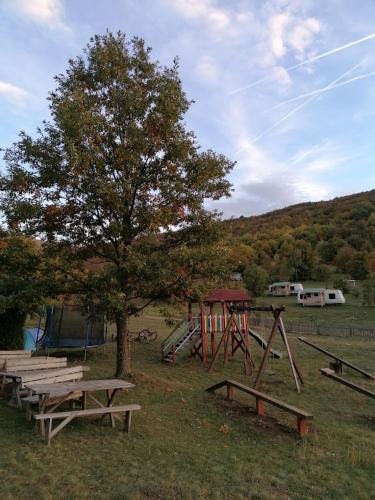Tomiceva Koliba Rtanj 1 in Rtanj