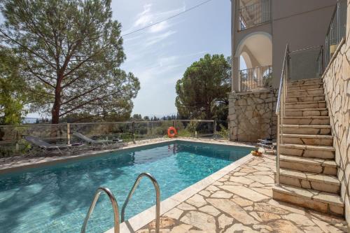 Three-Bedroom Villa image 10