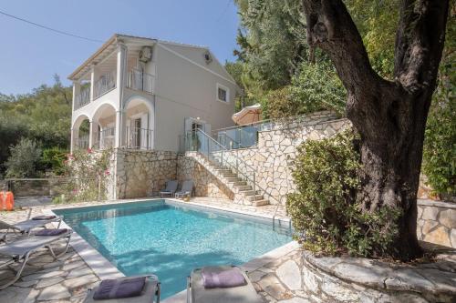 Three-Bedroom Villa image 5