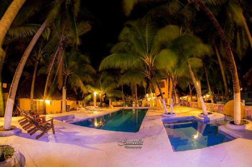 Swimming pool, Hotel Cafe del Sol in Guatemala City