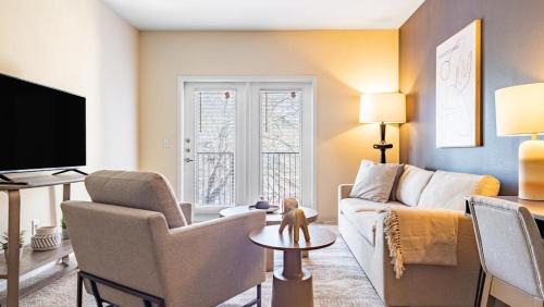 Landing at AP Agave at South Congress - 2 Bedrooms in South Austin in Austin, USA