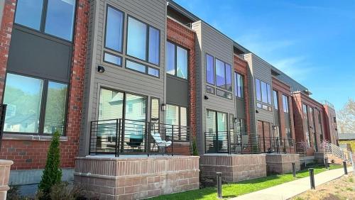 Landing at Baricelli - 1 Bedroom in University Circle in Cleveland, USA