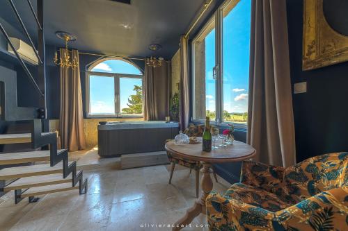 Suite avec SPA privatif à ALBI La Mascrabiere BED & SPA