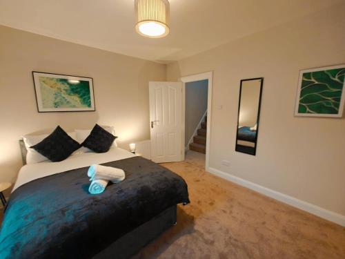 3br Ormeau Chic House