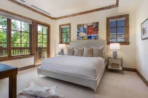 Beaver Creek Landing A306 in Avon, USA