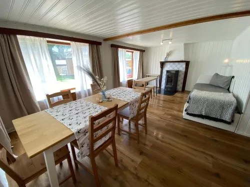 Cozy 2-Bedroom Bungalow in Interlaken, Schweiz