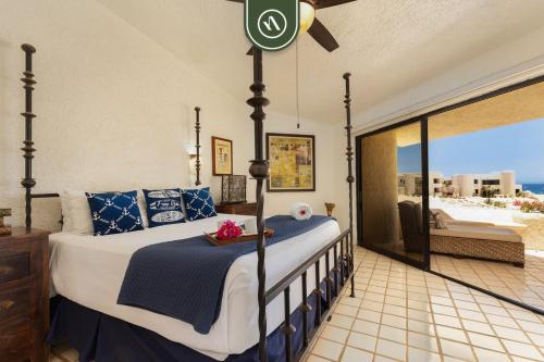 Mexican-Style 3 BR Condo - Oceanfront Pool - Beach in Cabo San Lucas, Mexico