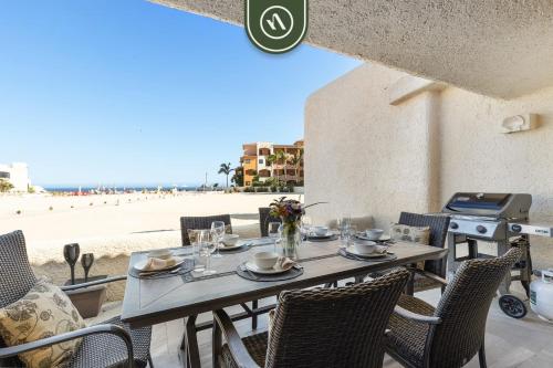 Fully Renovated 3 BR Condo - Oceanfront - Pool in Cabo San Lucas, Mexico