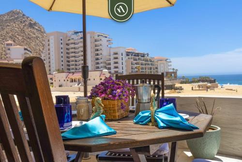 Luxury Beachfront 2 BR Condo - Pool - King Beds in Cabo San Lucas, Mexico