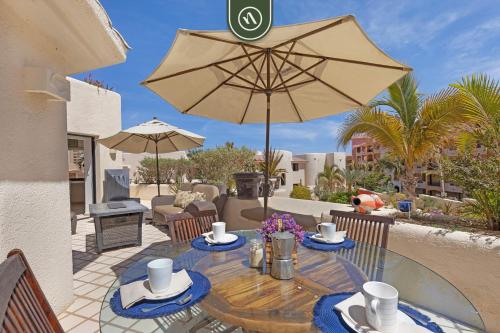 Oceafront 2 BR Condo - Pool - King Beds 3x in Cabo San Lucas, Mexico