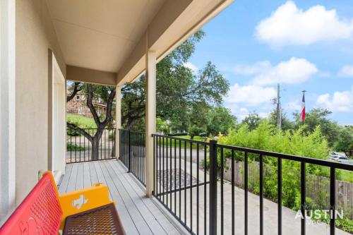 Lakeway Hideaway Cool Spot by The Colorado River in Austin, USA