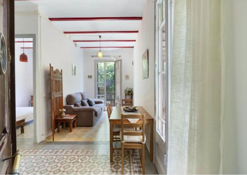 Great apartment in Sagrada Familia with Balcony, Barcelona (fotografie 2)