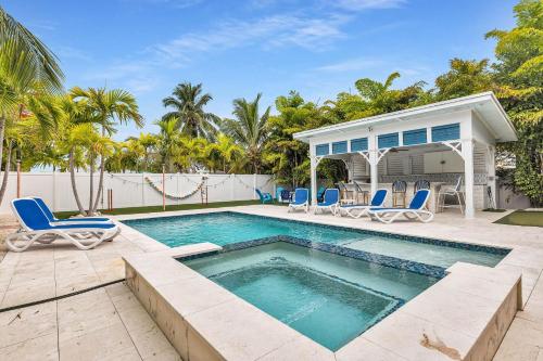 Tuts Cay in Tavernier, USA
