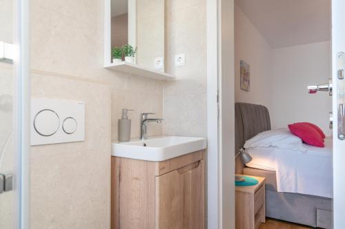 Apartments Malina - image 6