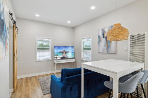 1628 West Oceanfront Oasis 4,5,6,7,8,9 in Newport Beach, USA
