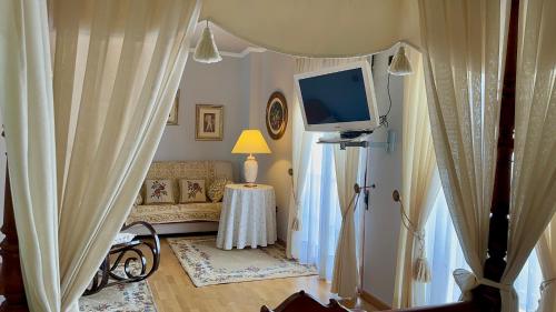 Hotel El Curro - image 11