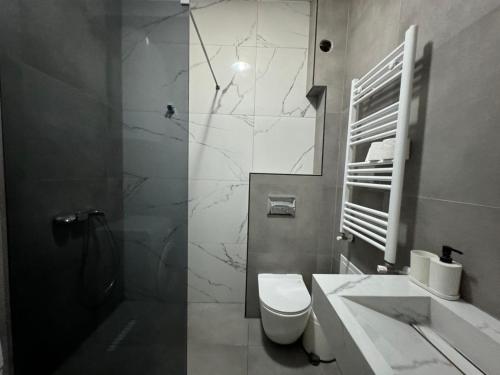 Gigi Apartment by eluxory, Skopje (Foto 7)