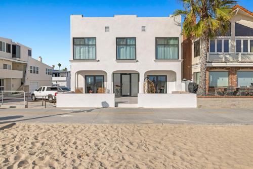 West Oceanfront Oasis 4 in Newport Beach, USA