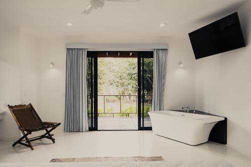 Royal Palm Bacalar Cabanas & Lagoon Club in Magisterial