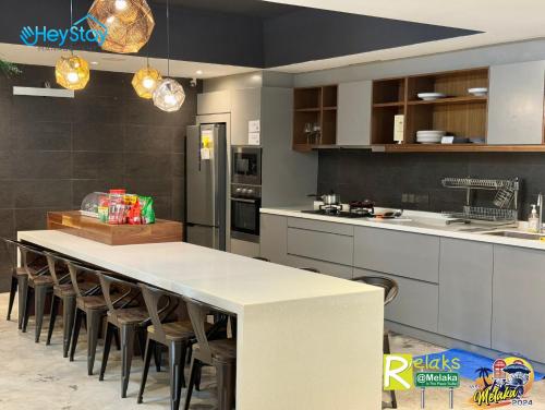 Modern Cave Guest House Walking Distance 5Mins To Jonker Modern Cave Guest House Walking Distance 5Mins To Jonker