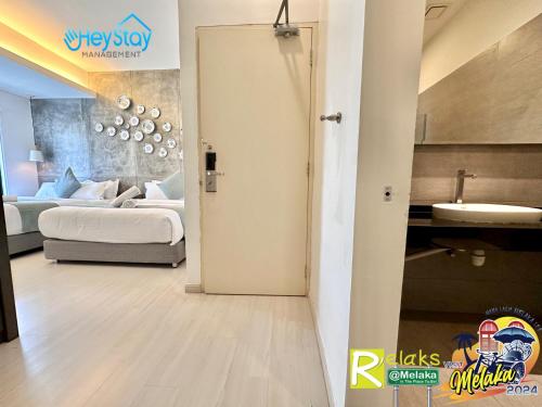 Modern Cave Guest House Walking Distance 5Mins To Jonker Modern Cave Guest House Walking Distance 5Mins To Jonker