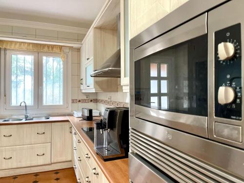 Villa in Roquetas with garden and private pool