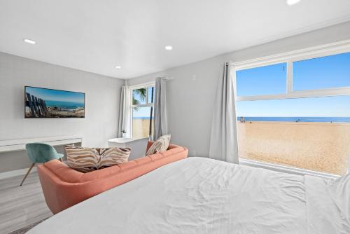 1628 West Oceanfront Oasis 8 in Newport Beach, USA