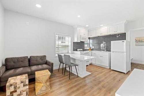 1628 West Oceanfront Oasis 8 in Newport Beach, USA